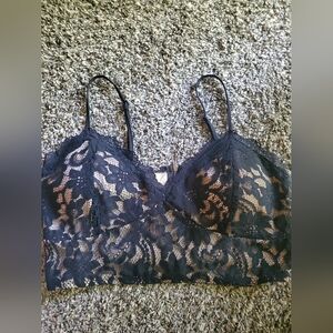 Tank top w/black lace
